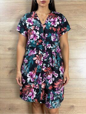 BOBEAU Plus Size Twist Front Floral Lightweight Dress 2X